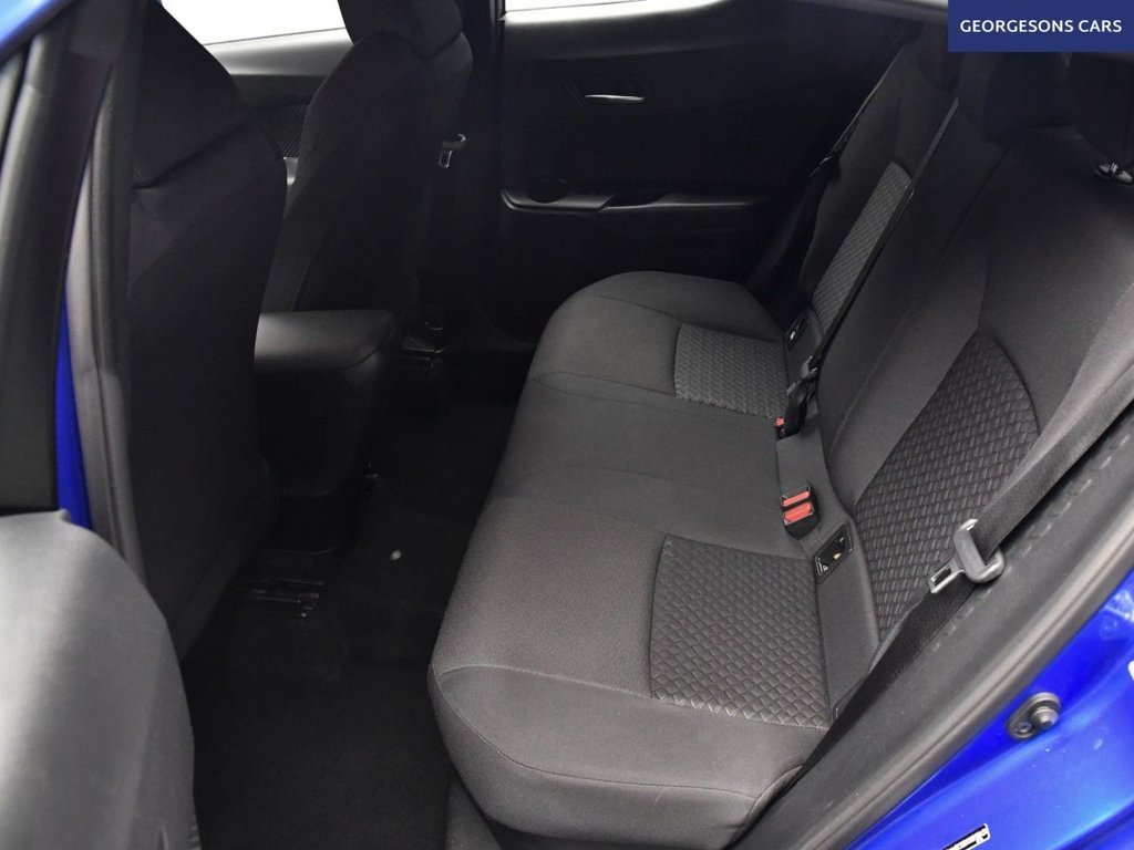 Used Toyota C-HR 2022 for sale - 76654531: Photo 15