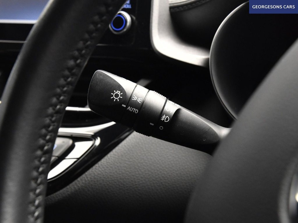 Used Toyota C-HR 2022 for sale - 76654531: Photo 25