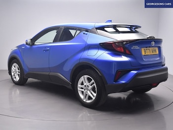 Used Toyota C-HR 2022 for sale - 76654531: Photo
