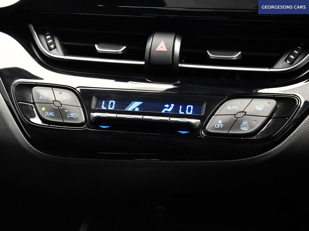 Used Toyota C-HR 2022 for sale - 76654531: Photo 31