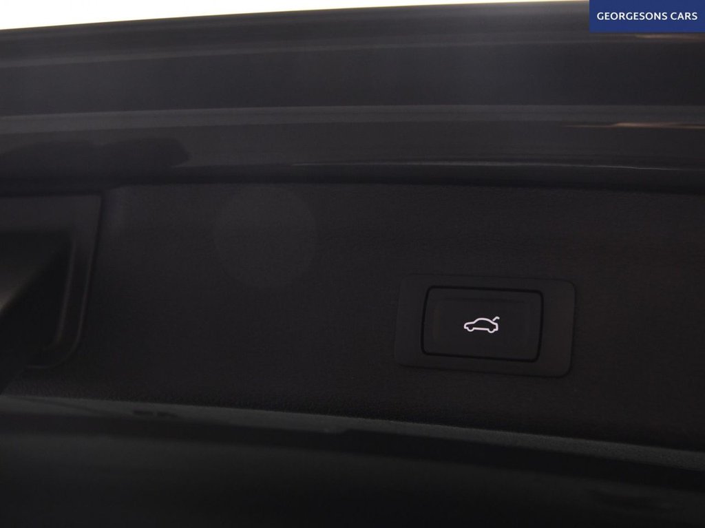 Used Audi Q3 2023 for sale - 76279607: Photo 10