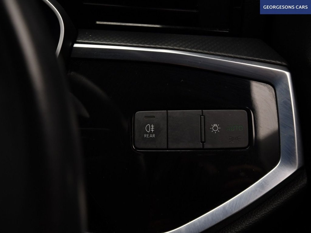 Used Audi Q3 2023 for sale - 76279607: Photo 40