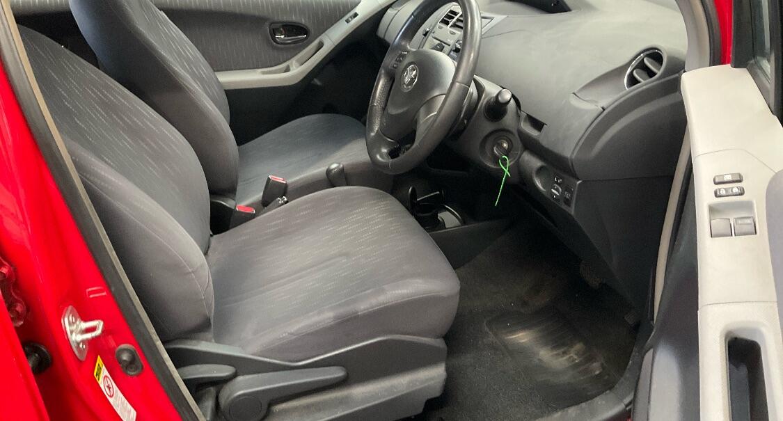 Used Toyota Yaris 2009 for sale - 76457882: Photo 8