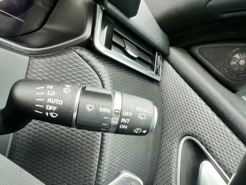 Used Land Rover Range Rover Velar 2017 for sale - 76384761: Photo 25