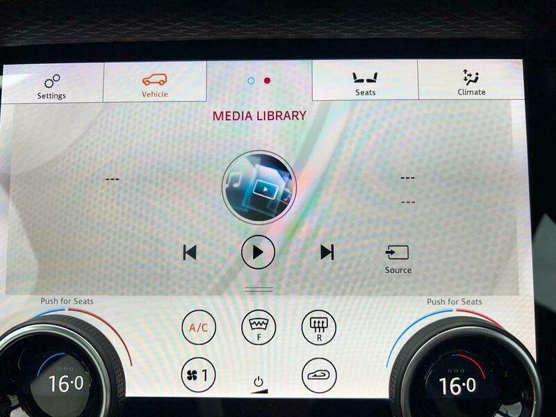 Used Land Rover Range Rover Velar 2017 for sale - 76384761: Photo 42