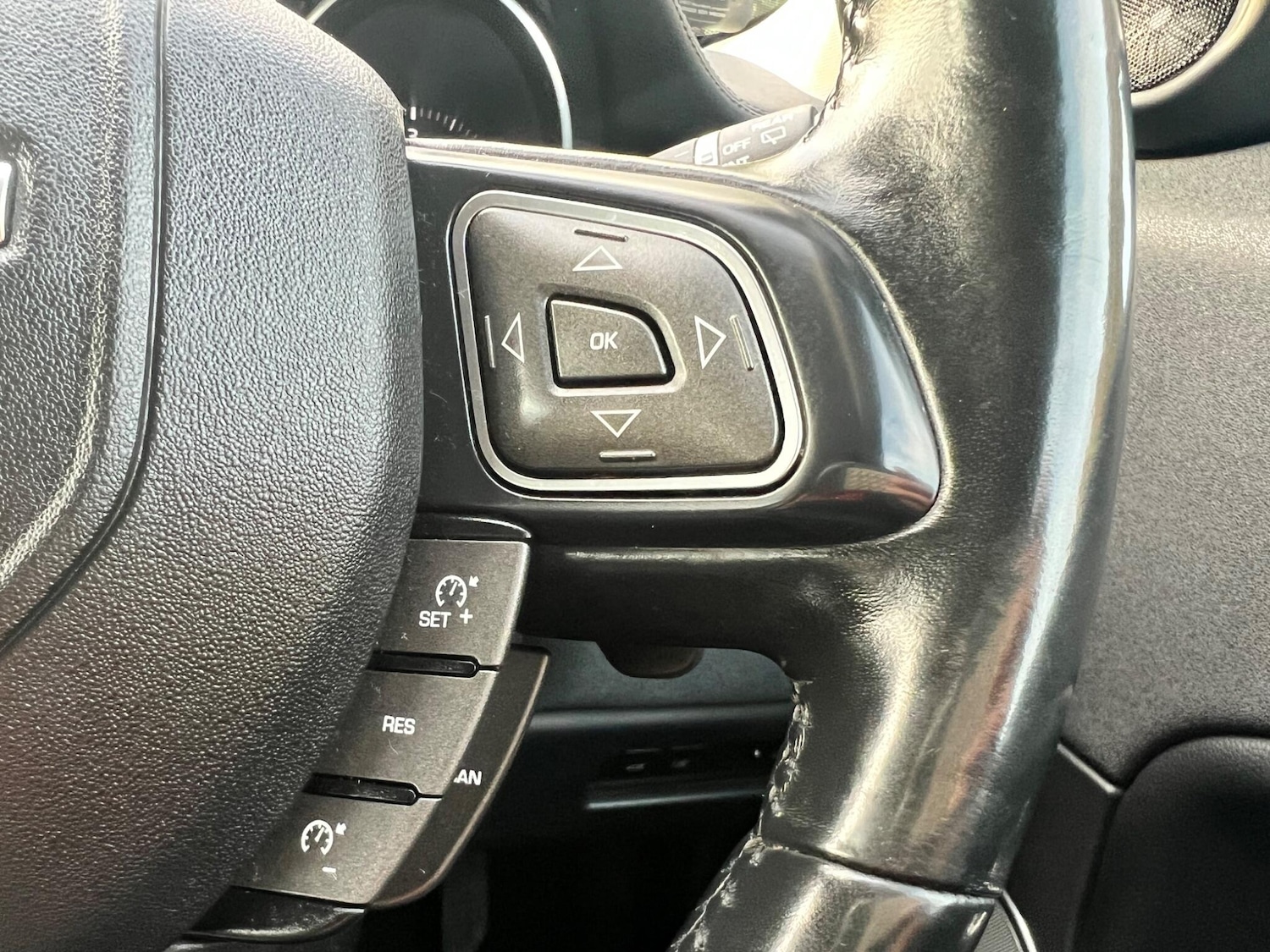 Used Land Rover Range Rover Evoque 2017 for sale - 76561489: Photo 28