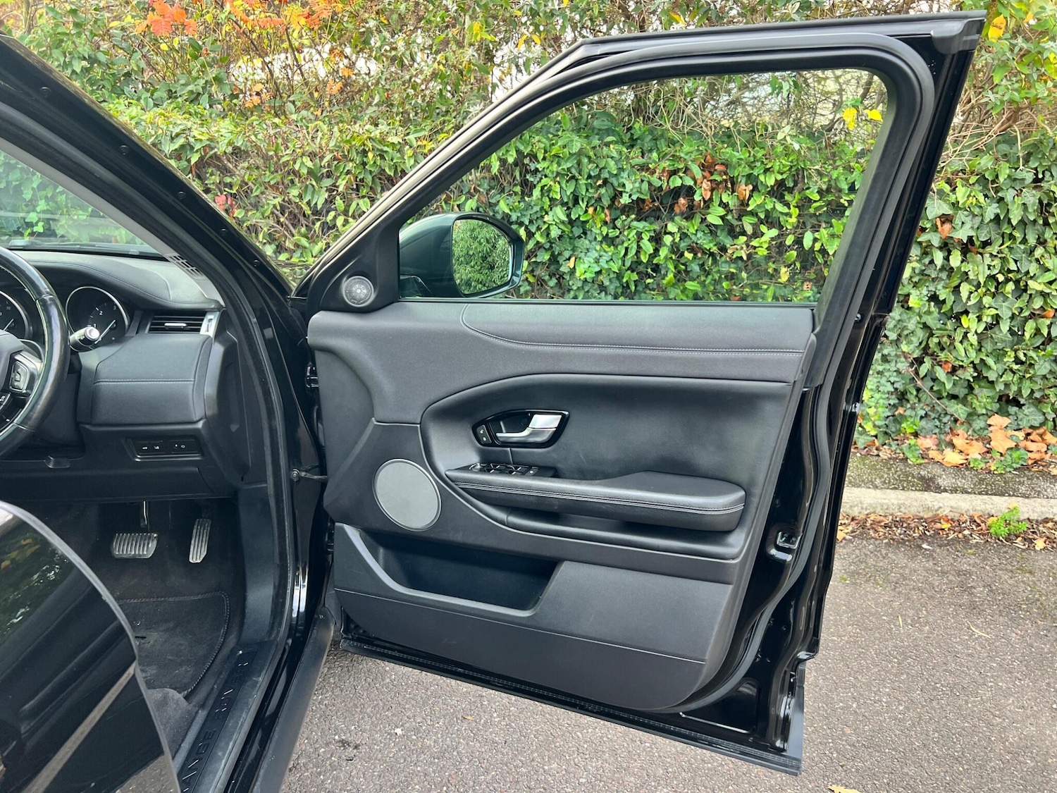 Used Land Rover Range Rover Evoque 2017 for sale - 76561489: Photo 30