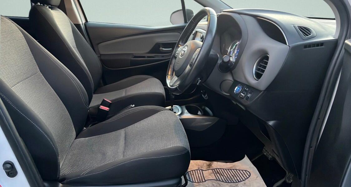 Used Toyota Yaris 2017 for sale - 77074304: Photo 10