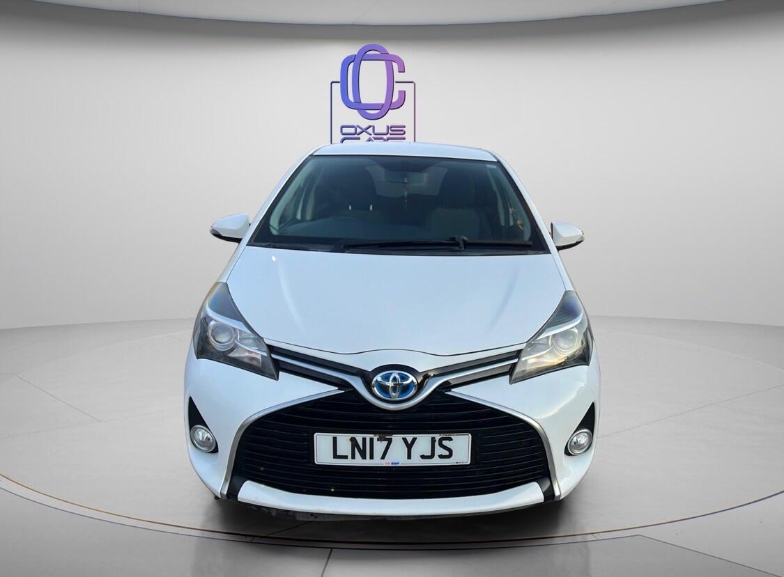 Used Toyota Yaris 2017 for sale - 77074304: Photo 2