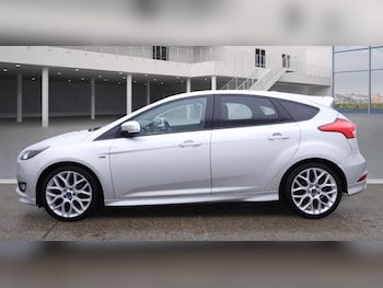 Used Ford Focus 2017 for sale - 76441028: Photo