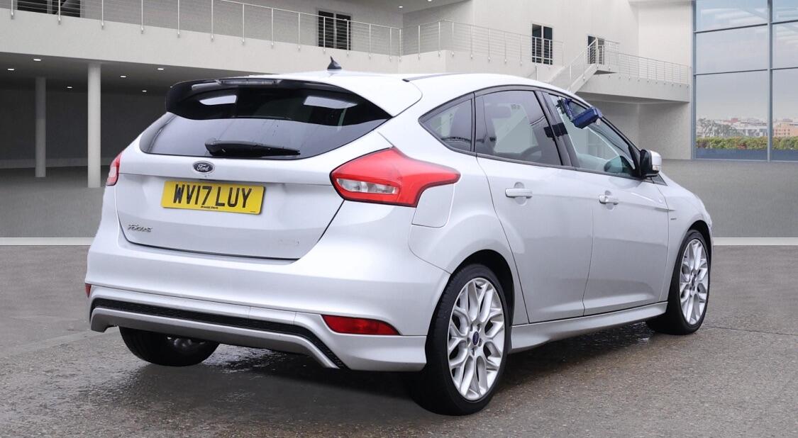 Used Ford Focus 2017 for sale - 76441028: Photo 6