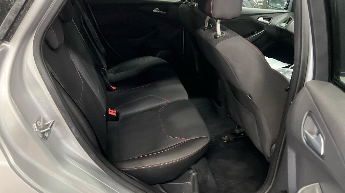 Used Ford Focus 2017 for sale - 76441028: Photo 8