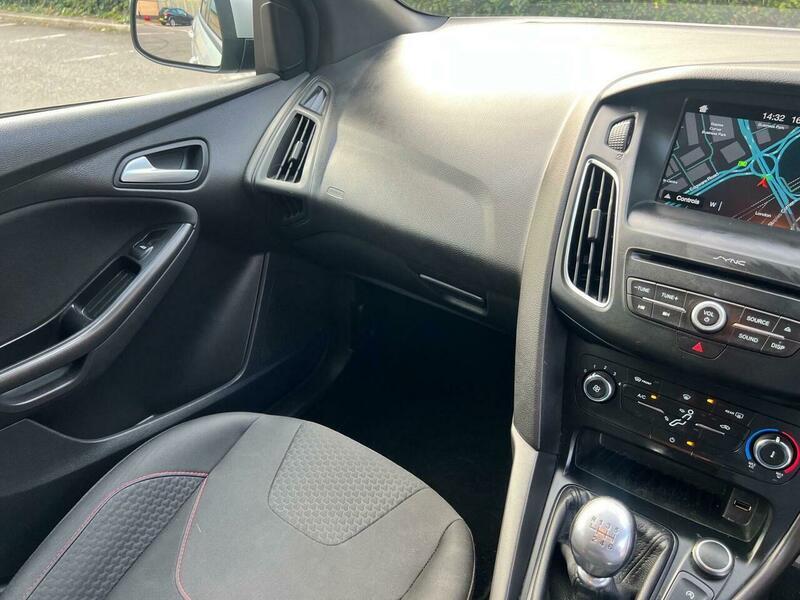 Used Ford Focus 2017 for sale - 76584685: Photo 11