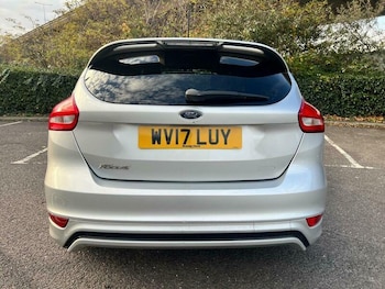 Used Ford Focus 2017 for sale - 76584685: Photo