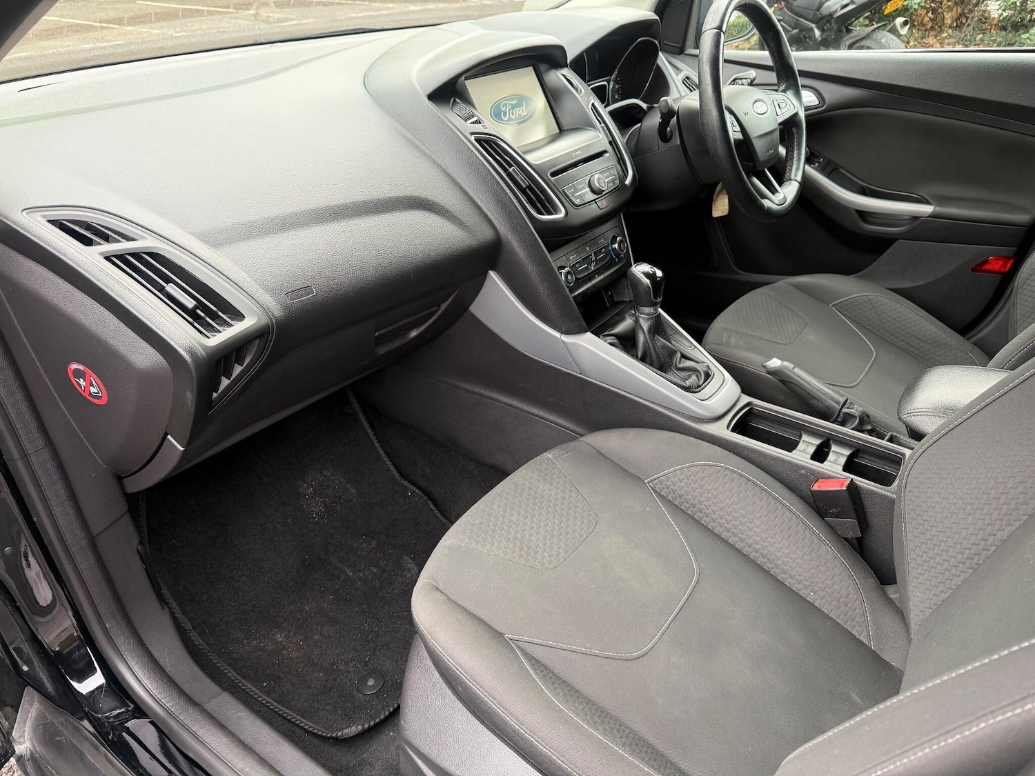 Used Ford Focus 2015 for sale - 76865339: Photo 33