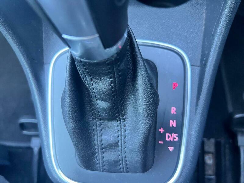 Used Volkswagen Polo 2014 for sale - 76384765: Photo 12