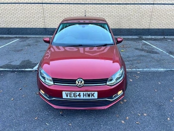 Used Volkswagen Polo 2014 for sale - 76384765: Photo