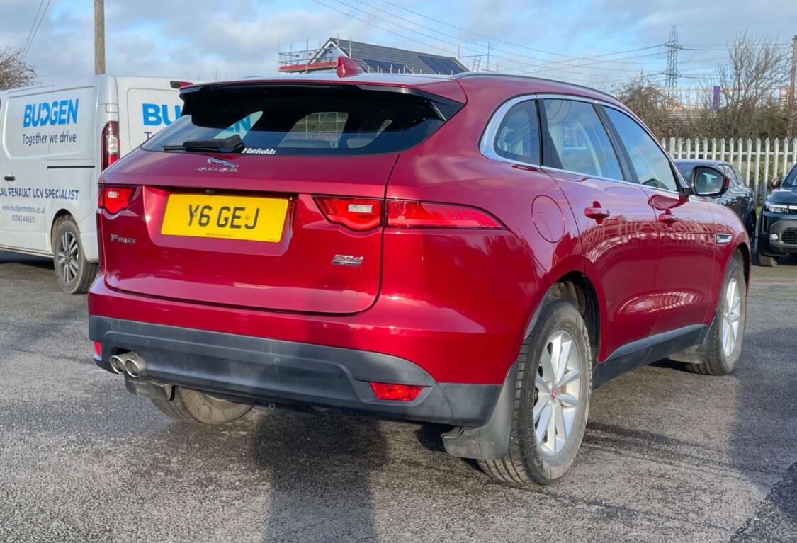 Used Jaguar F-Pace 2016 for sale - 76865693: Photo 6