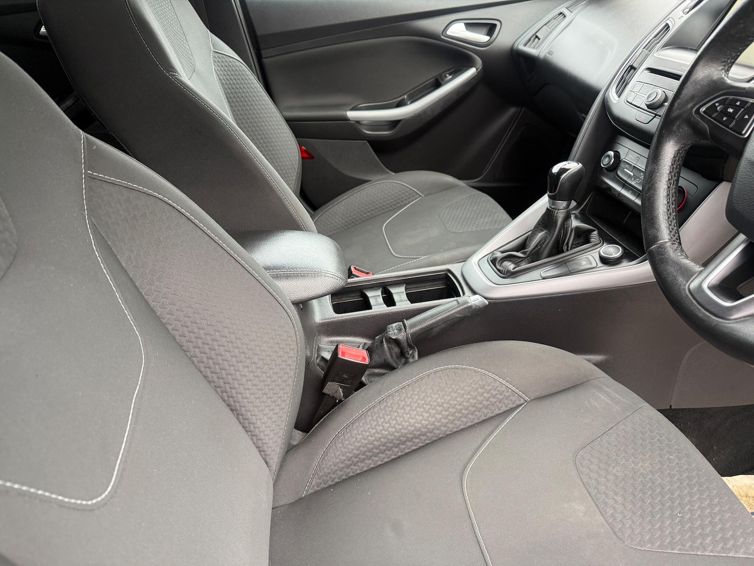 Used Ford Focus 2015 for sale - 77190369: Photo 29