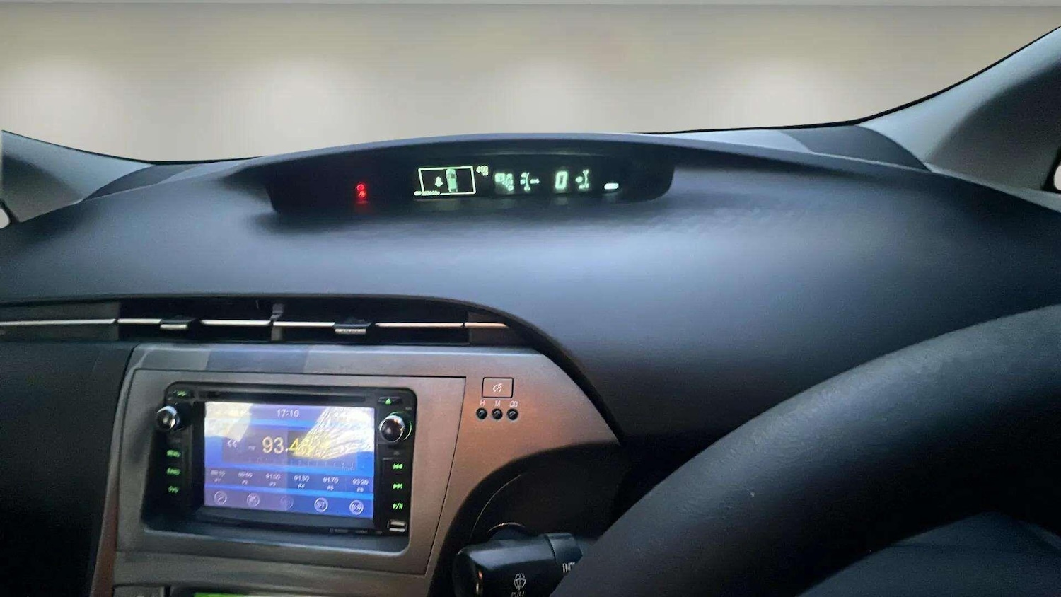 Used Toyota Prius 2018 for sale - 76781797: Photo 16