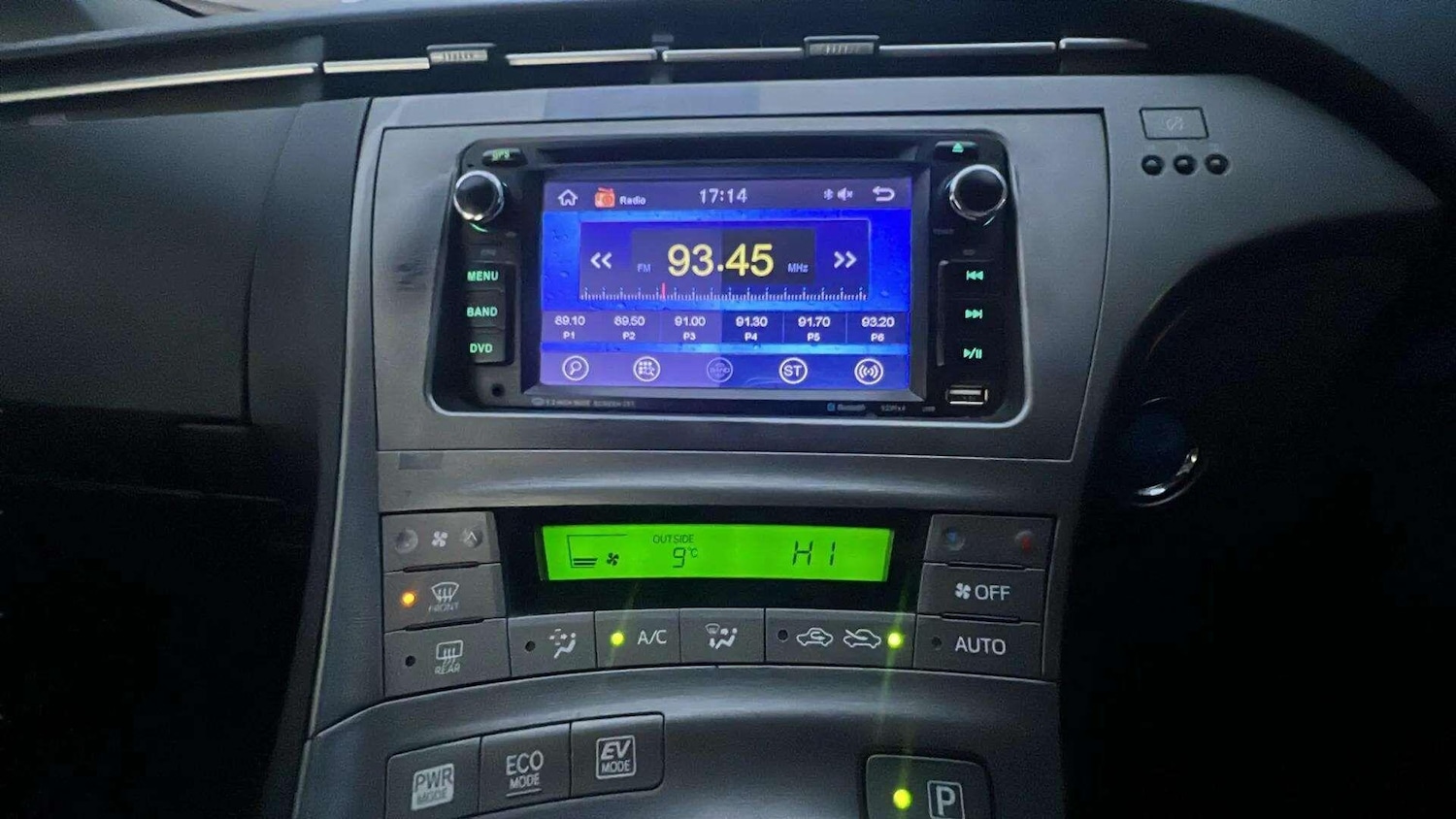 Used Toyota Prius 2018 for sale - 76781797: Photo 18