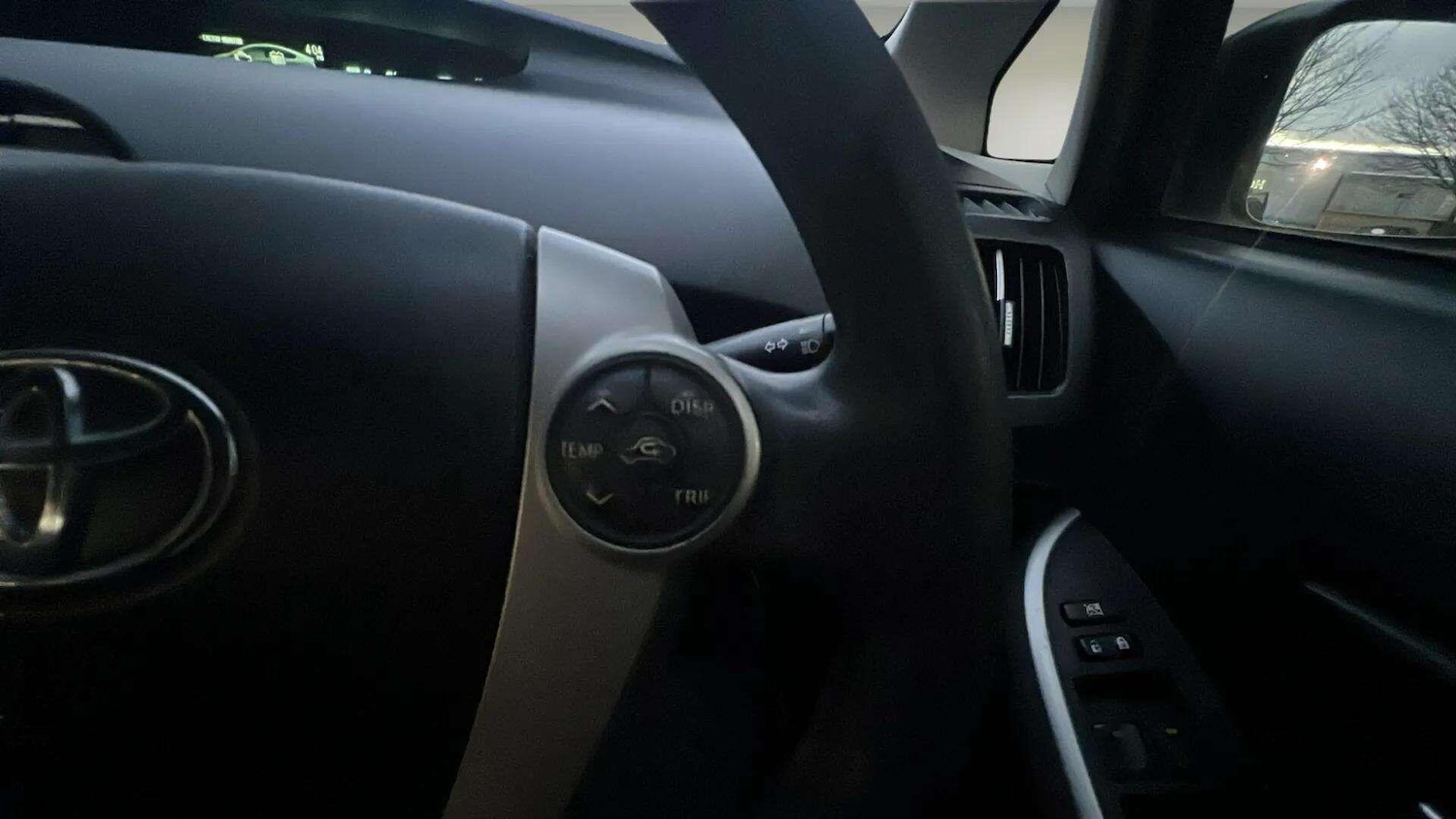 Used Toyota Prius 2018 for sale - 76781797: Photo 22