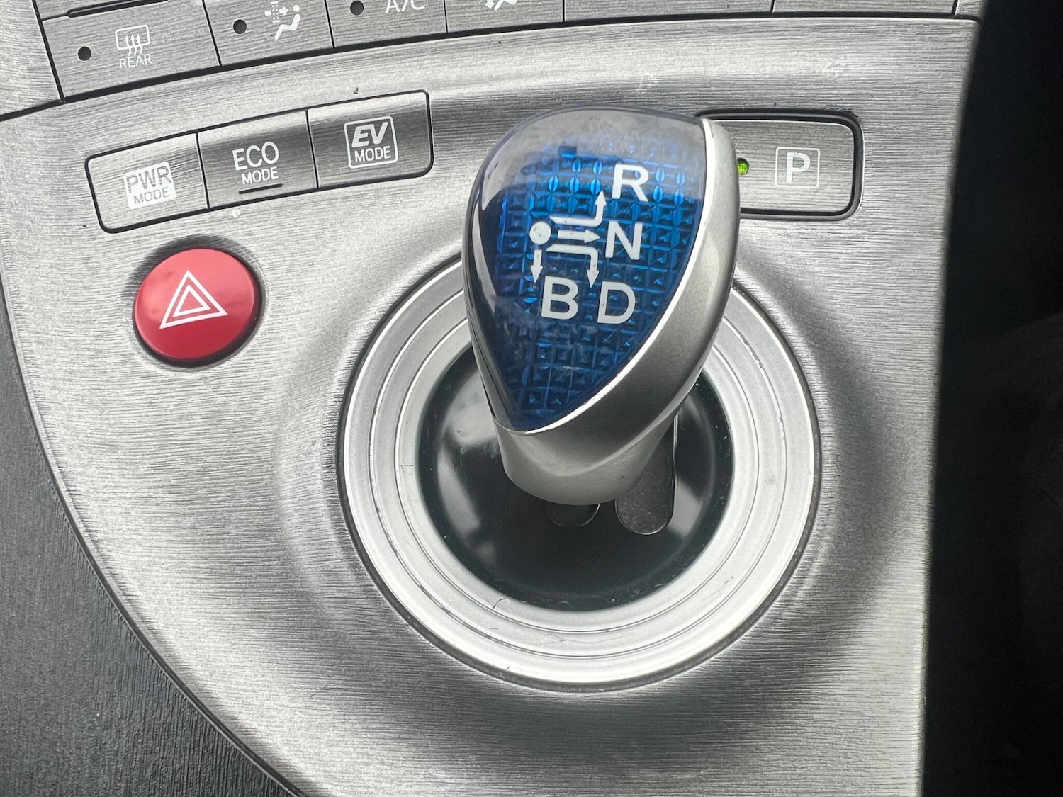 Used Toyota Prius 2015 for sale - 76689941: Photo 11