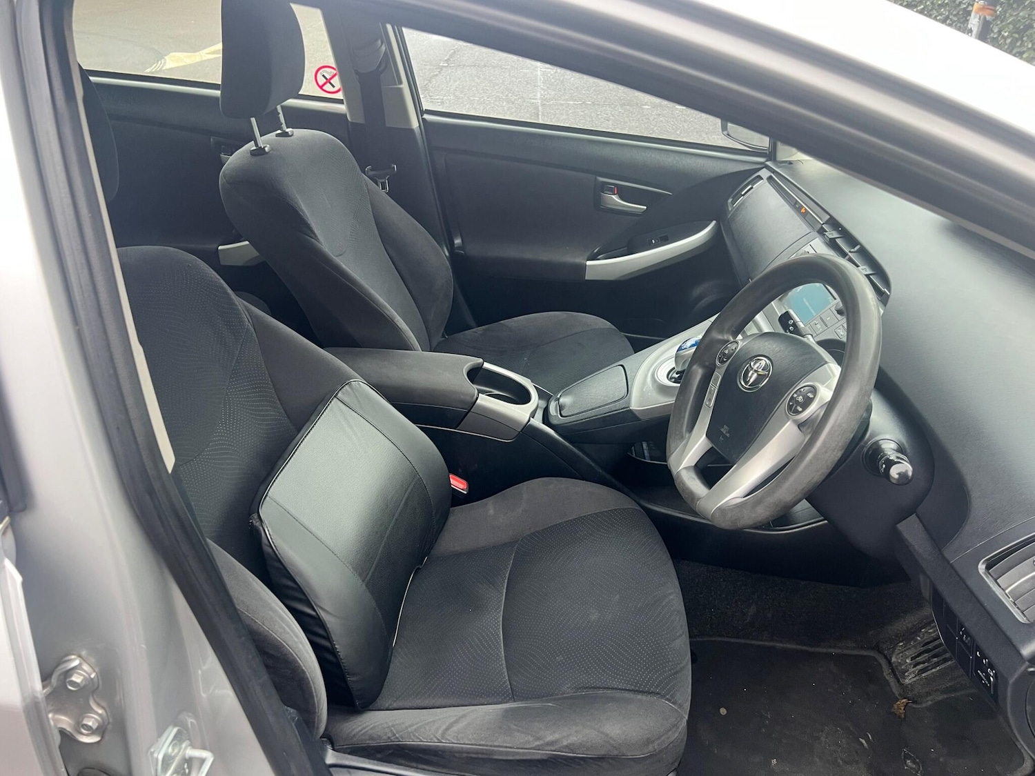 Used Toyota Prius 2015 for sale - 76689941: Photo 19