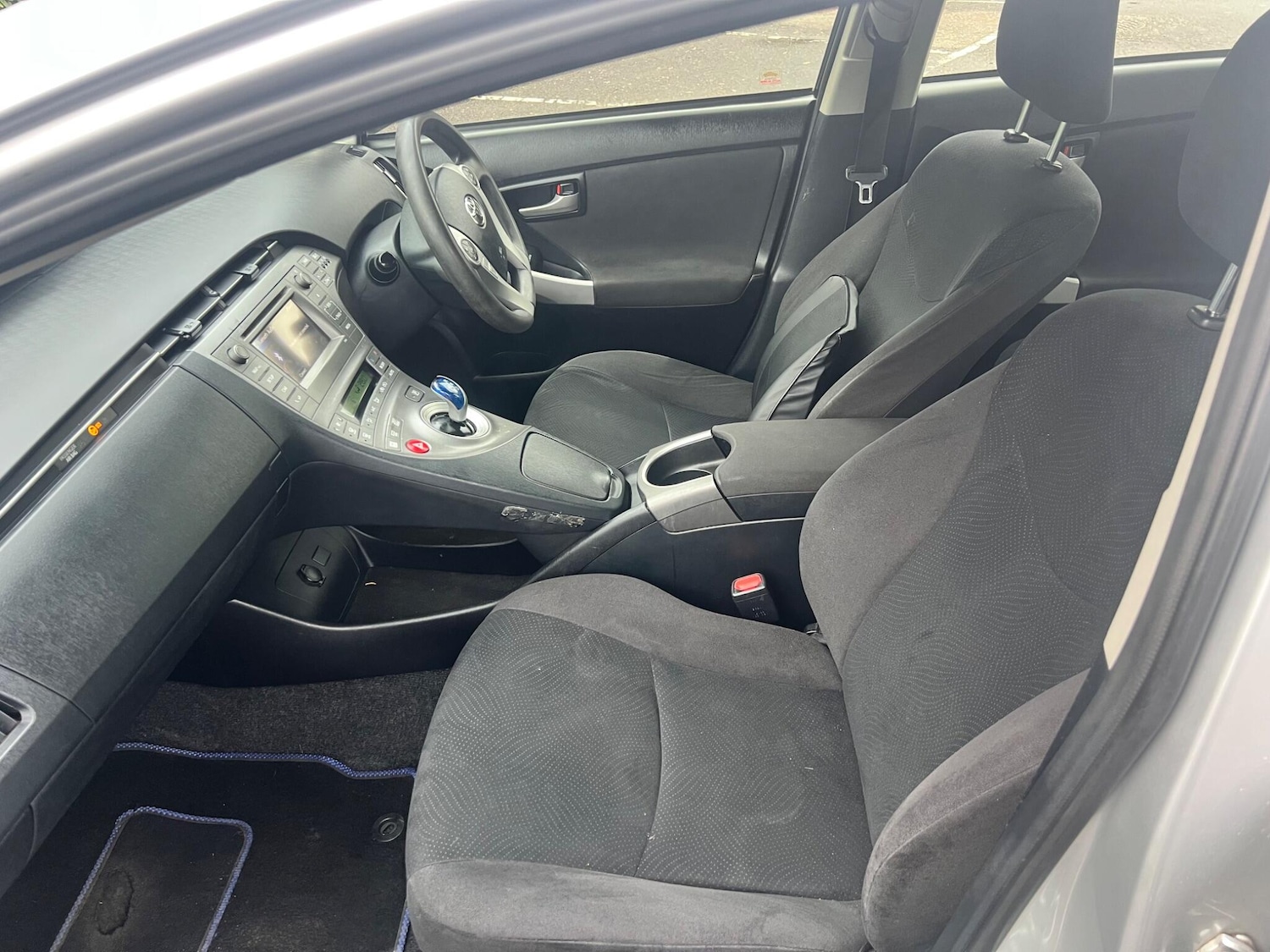 Used Toyota Prius 2015 for sale - 76689941: Photo 39