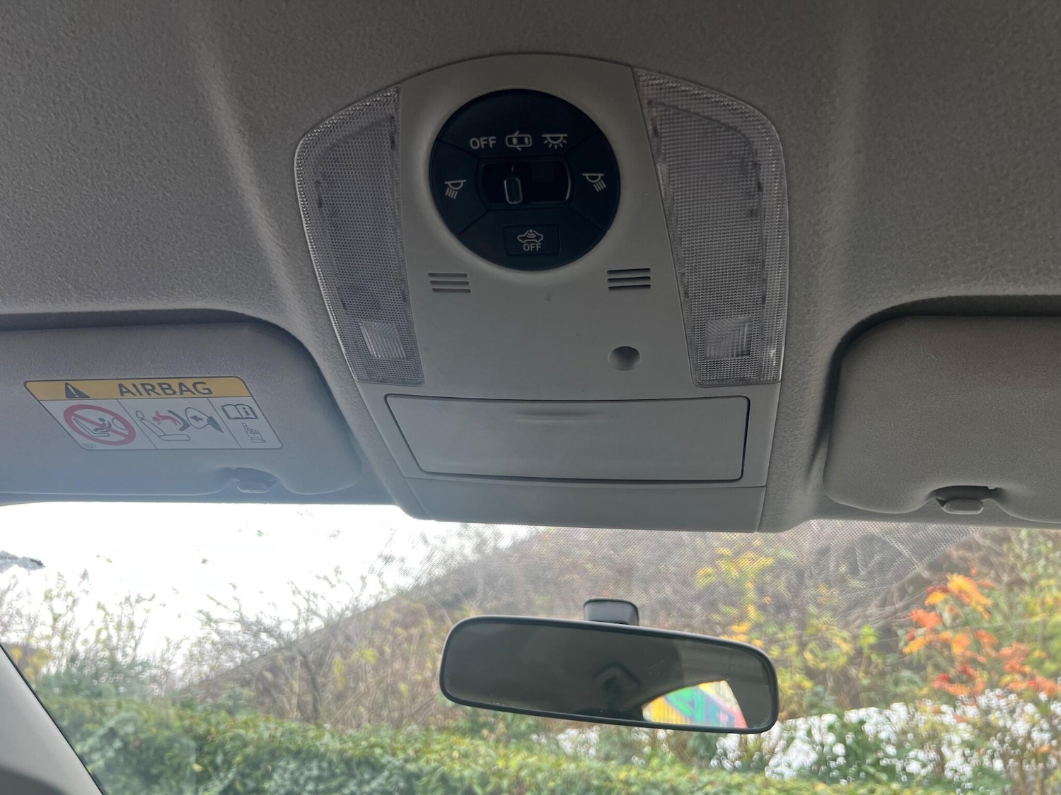 Used Toyota Prius 2015 for sale - 76689941: Photo 42