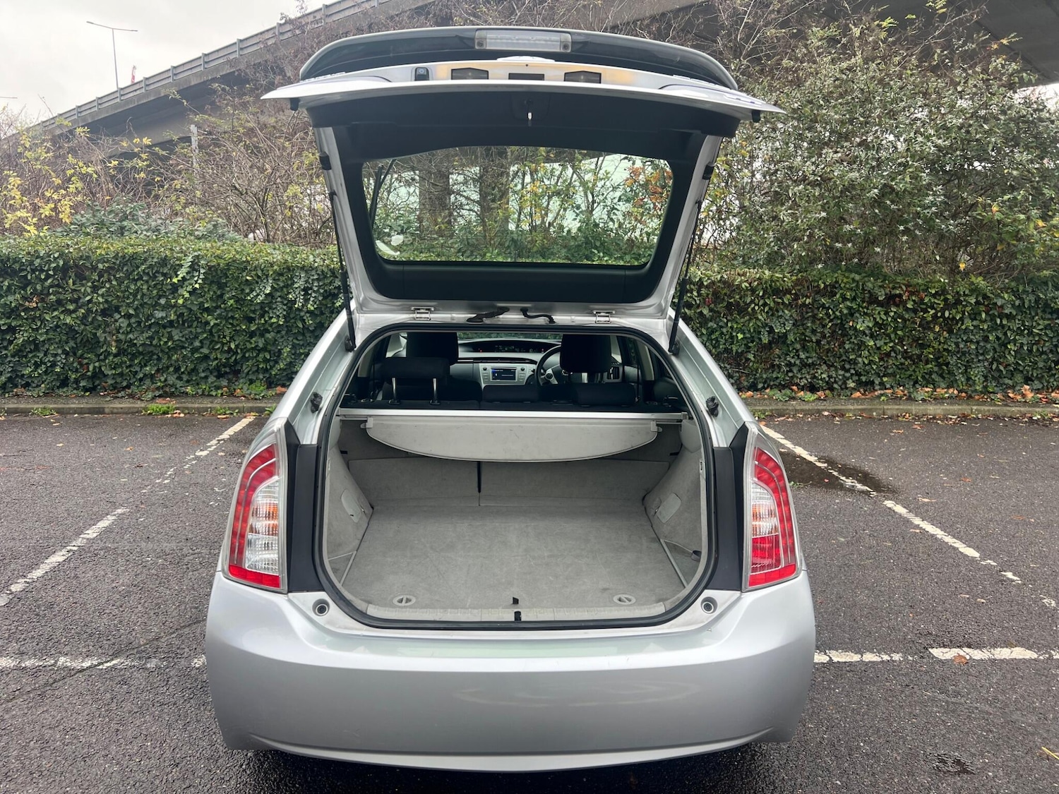 Used Toyota Prius 2015 for sale - 76689941: Photo 9