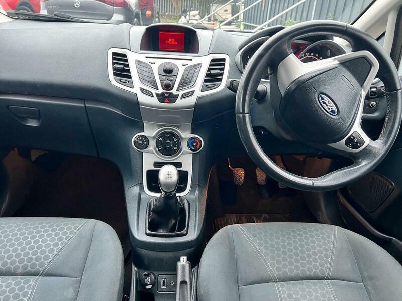 Used Ford Fiesta 2012 for sale - 76384768: Photo 13