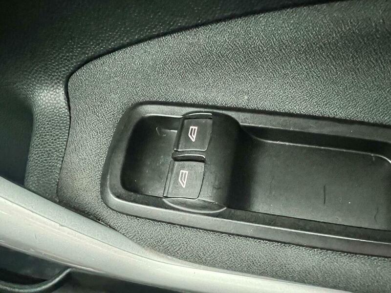 Used Ford Fiesta 2012 for sale - 76384768: Photo 21