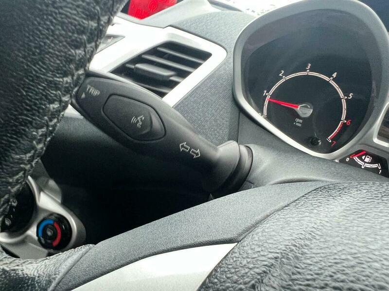 Used Ford Fiesta 2012 for sale - 76384768: Photo 26