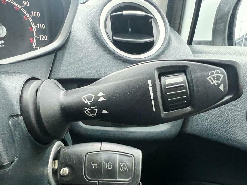 Used Ford Fiesta 2012 for sale - 76384768: Photo 27