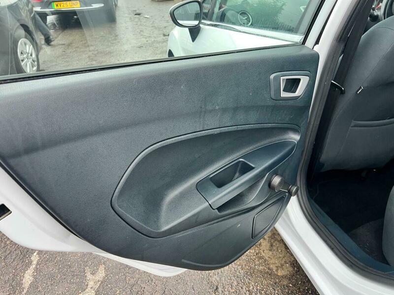 Used Ford Fiesta 2012 for sale - 76384768: Photo 31