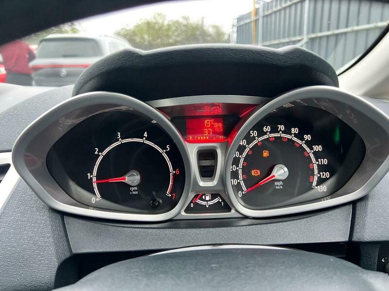 Used Ford Fiesta 2012 for sale - 76384768: Photo 40