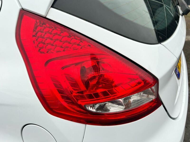 Used Ford Fiesta 2012 for sale - 76384768: Photo 47