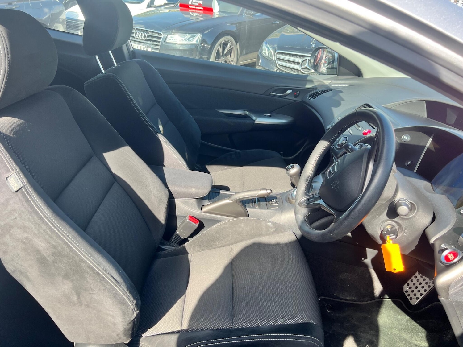 Used Honda Civic 2012 for sale - 76384766: Photo 18