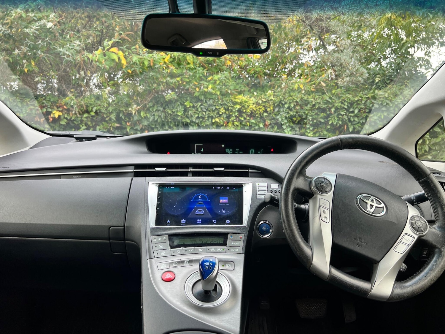 Used Toyota Prius 2019 for sale - 76384759: Photo 12