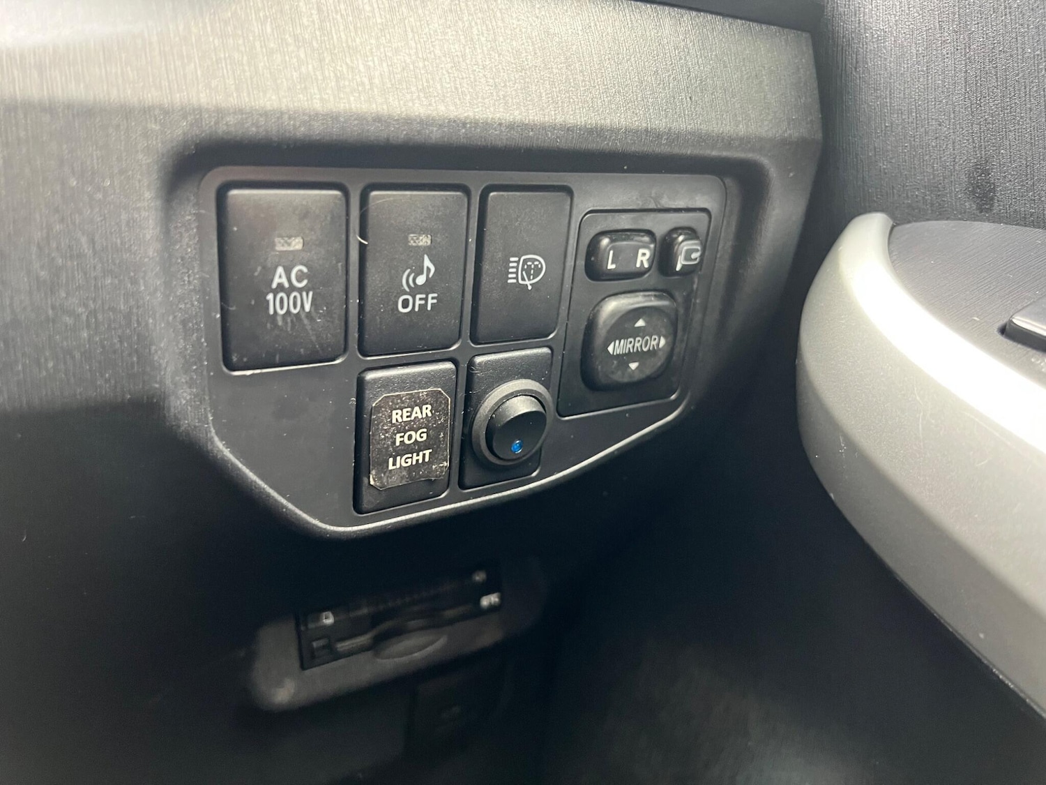 Used Toyota Prius 2019 for sale - 76384759: Photo 19