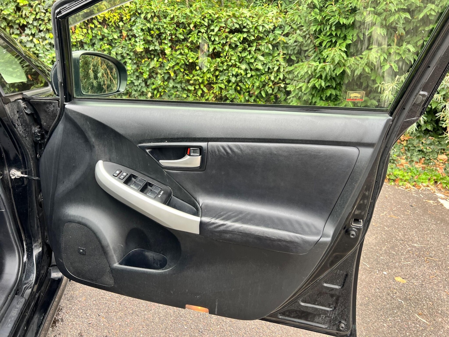 Used Toyota Prius 2019 for sale - 76384759: Photo 29