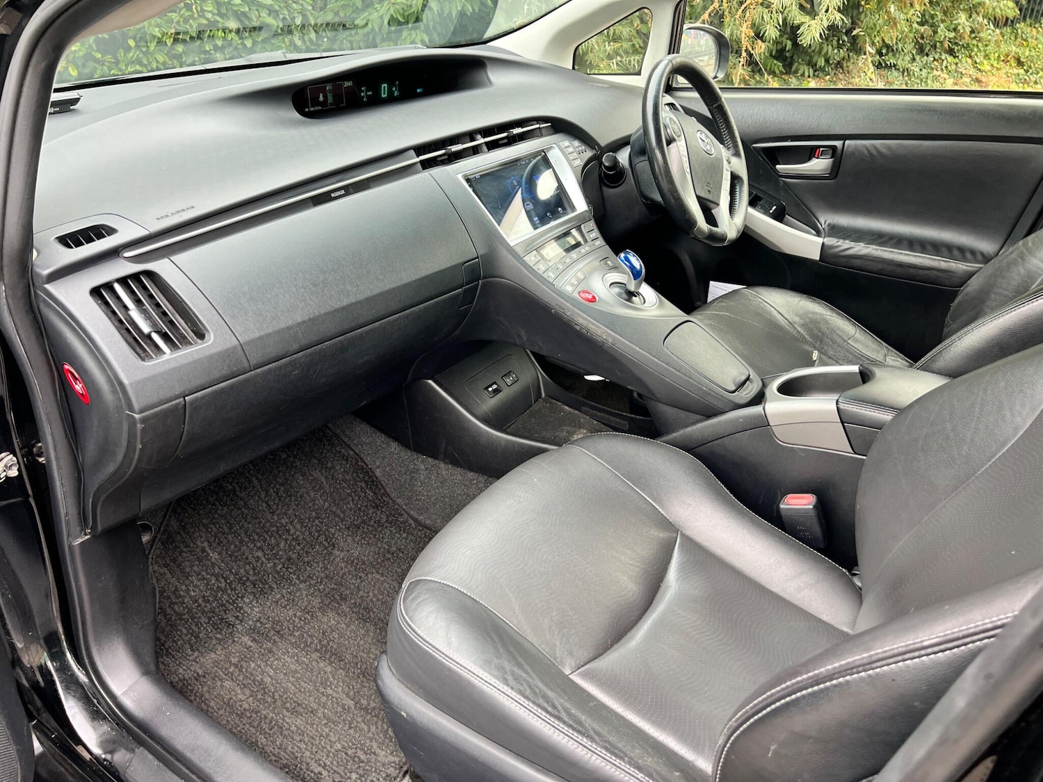 Used Toyota Prius 2019 for sale - 76384759: Photo 45