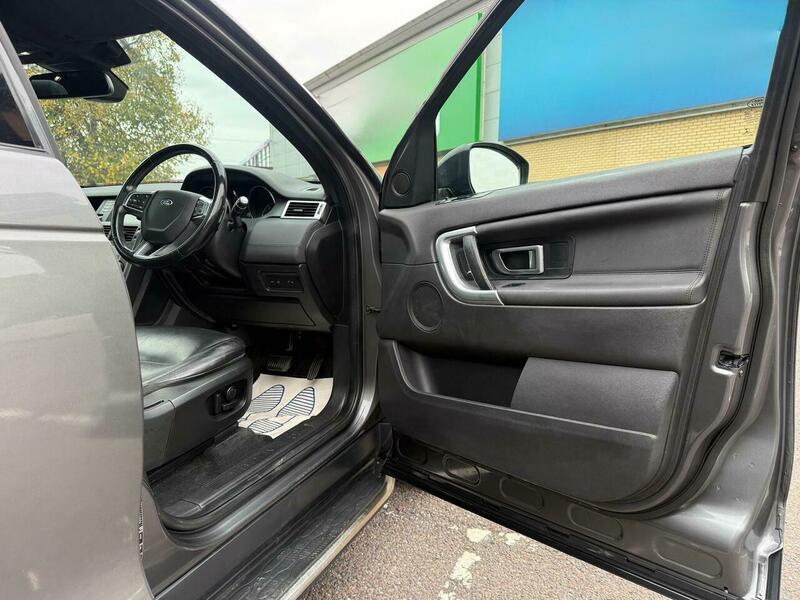 Used Land Rover Discovery Sport 2018 for sale - 76384760: Photo 18