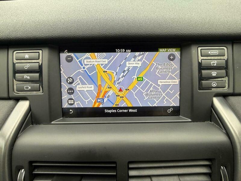 Used Land Rover Discovery Sport 2018 for sale - 76384760: Photo 30