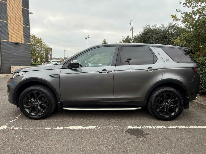 Used Land Rover Discovery Sport 2018 for sale - 76384760: Photo 4