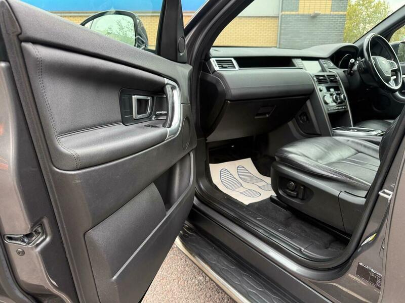 Used Land Rover Discovery Sport 2018 for sale - 76384760: Photo 59