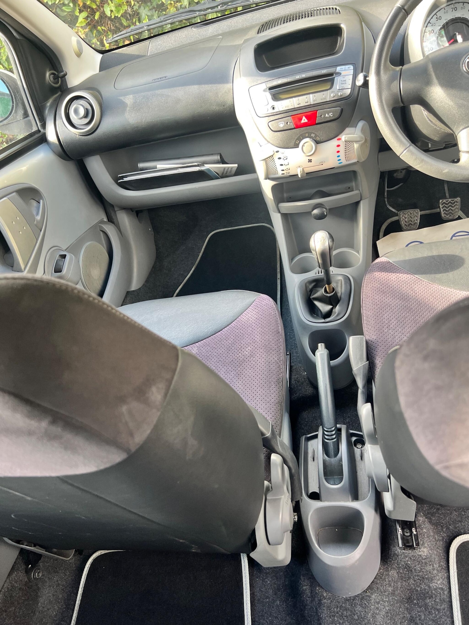 Used Toyota AYGO 2011 for sale - 76384764: Photo 13