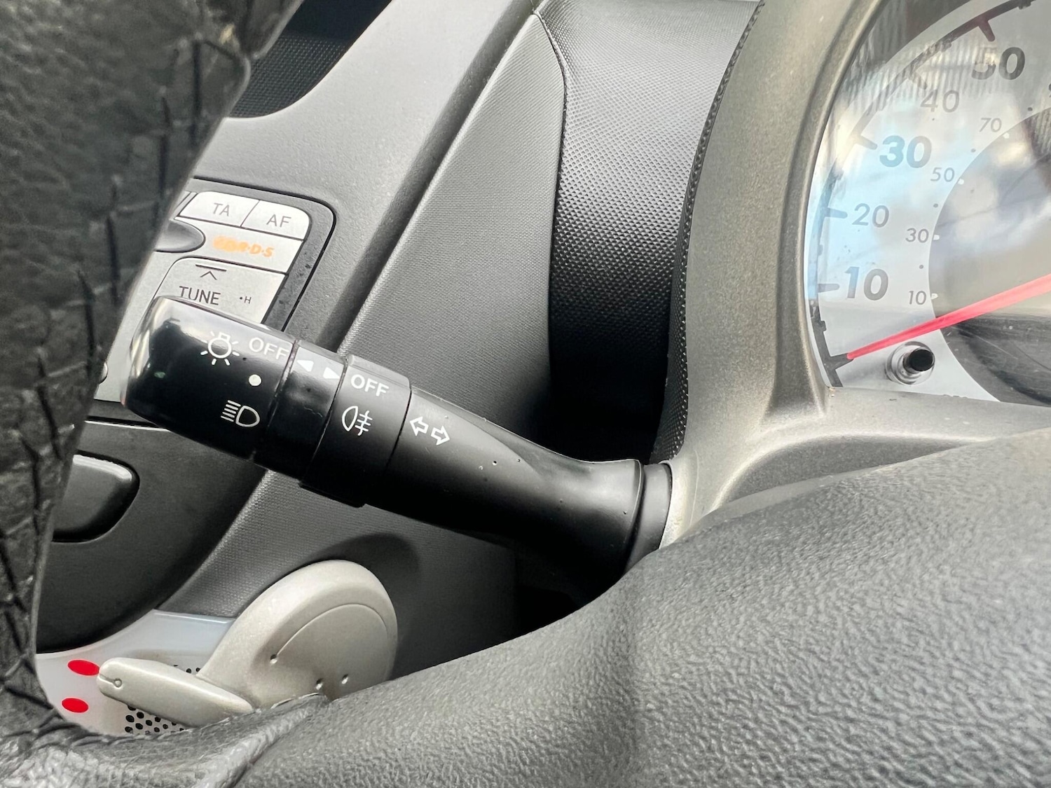 Used Toyota AYGO 2011 for sale - 76384764: Photo 21