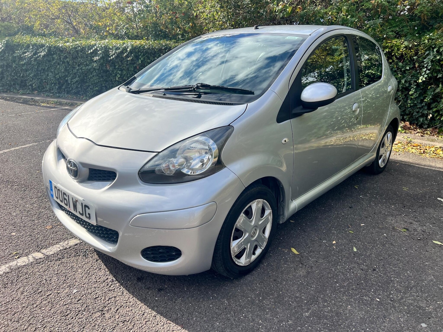 Used Toyota AYGO 2011 for sale - 76384764: Photo 3